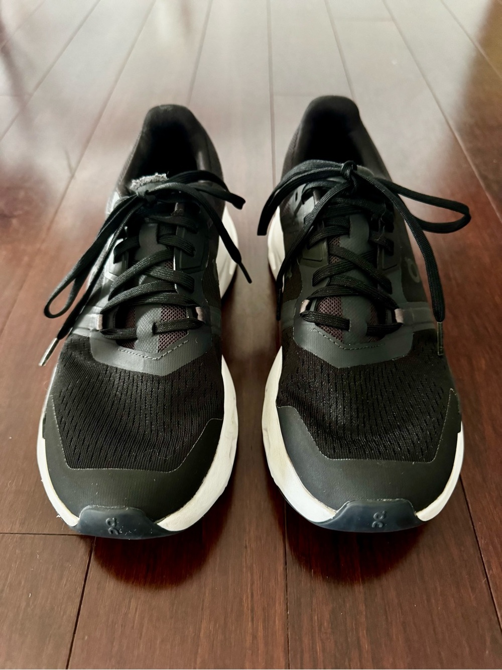 Women’s OnCloud Cloudpulse Low Top Black and White Sneakers